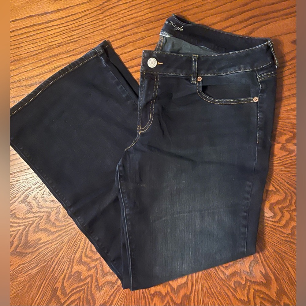 American Eagle Outfitter Dark Wash Super Stretch Favorite Boyfriend Jean Size 18